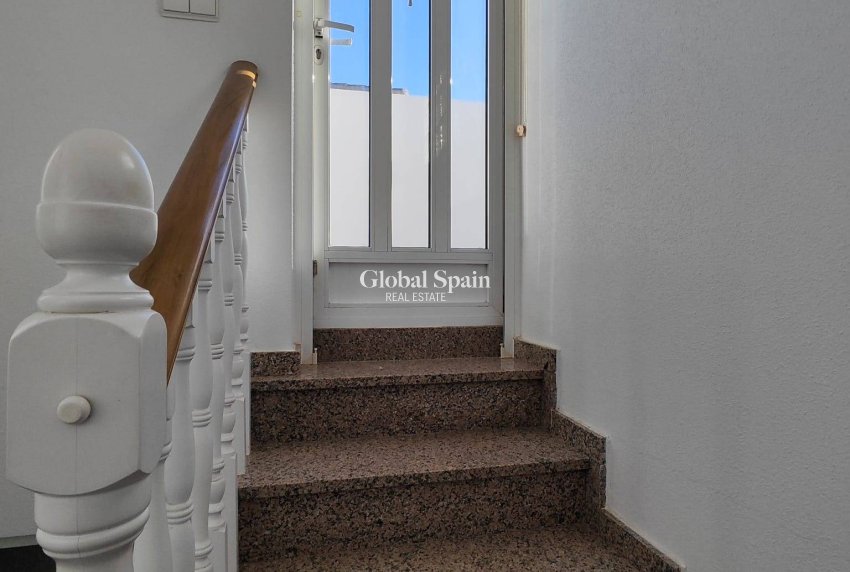 Venta - CASA -
SAN PEDRO DEL PINATAR - Lo pagan