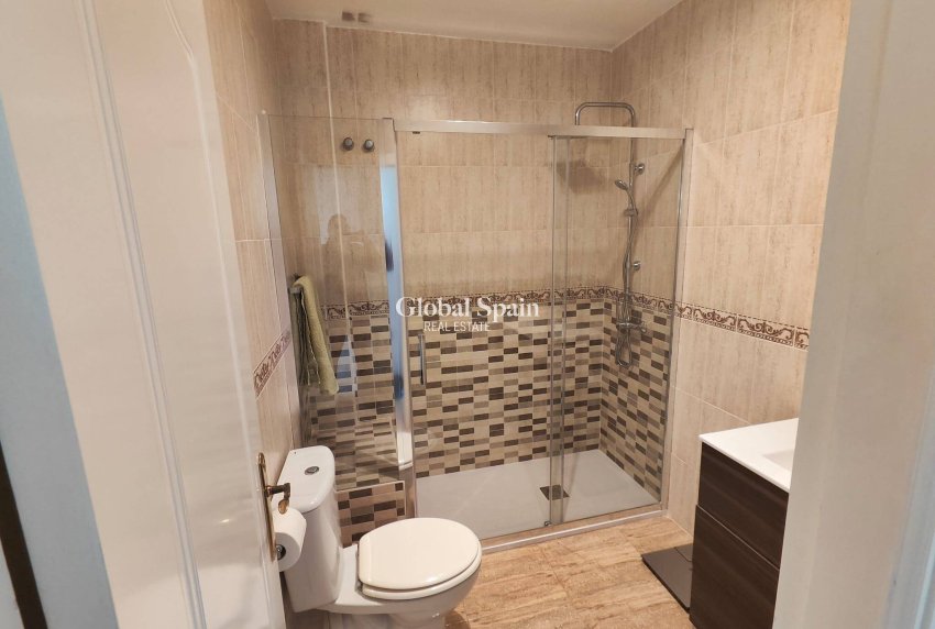 Venta - CASA -
SAN PEDRO DEL PINATAR - Lo pagan