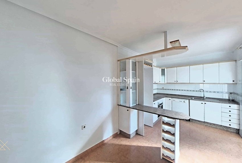 Venta - CASA -
SAN PEDRO DEL PINATAR - Lo pagan