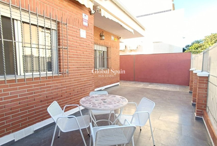 Venta - CASA -
SAN PEDRO DEL PINATAR - Los Cuarteros