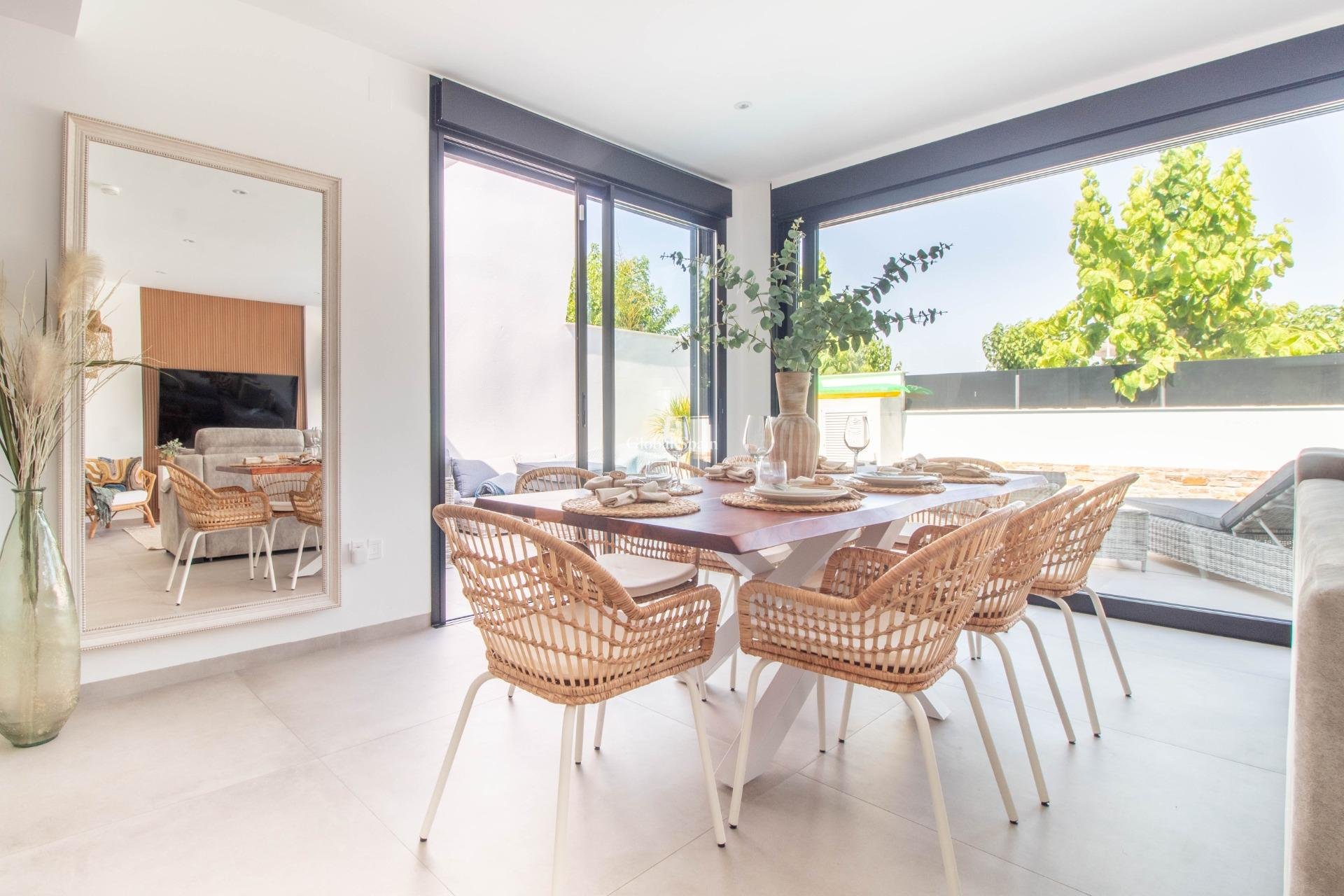 Venta - Casa -
Santiago de la ribera - zona san blas