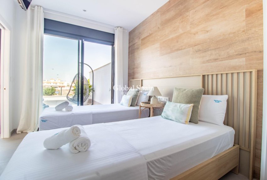 Venta - Casa -
Santiago de la ribera - zona san blas