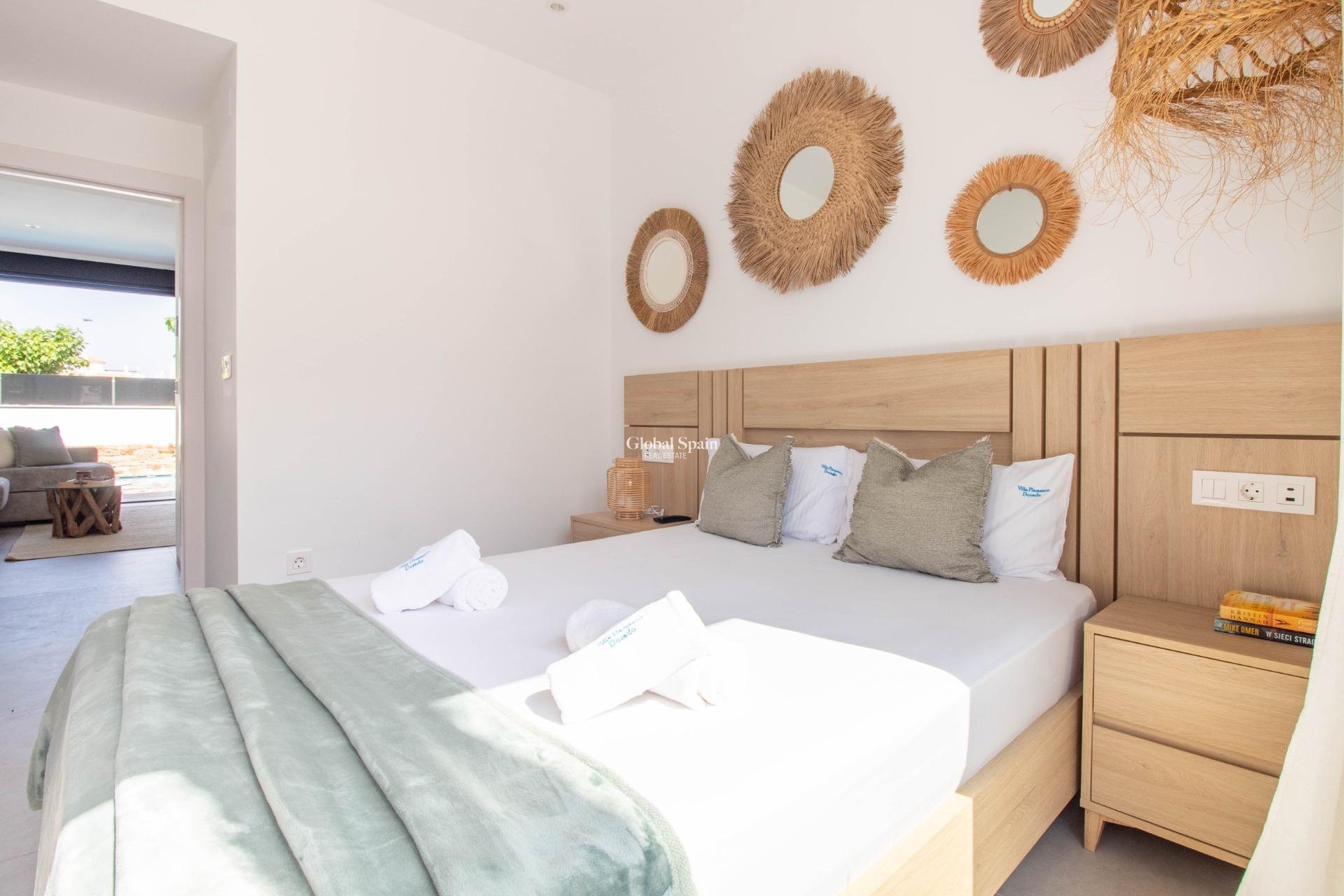 Venta - Casa -
Santiago de la ribera - zona san blas