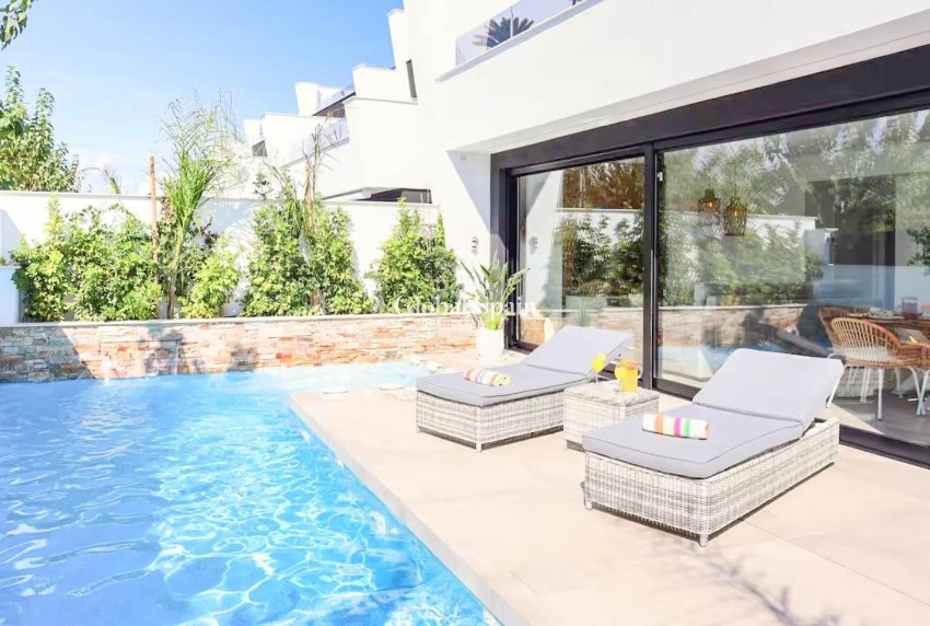 Venta - Casa -
Santiago de la ribera - zona san blas