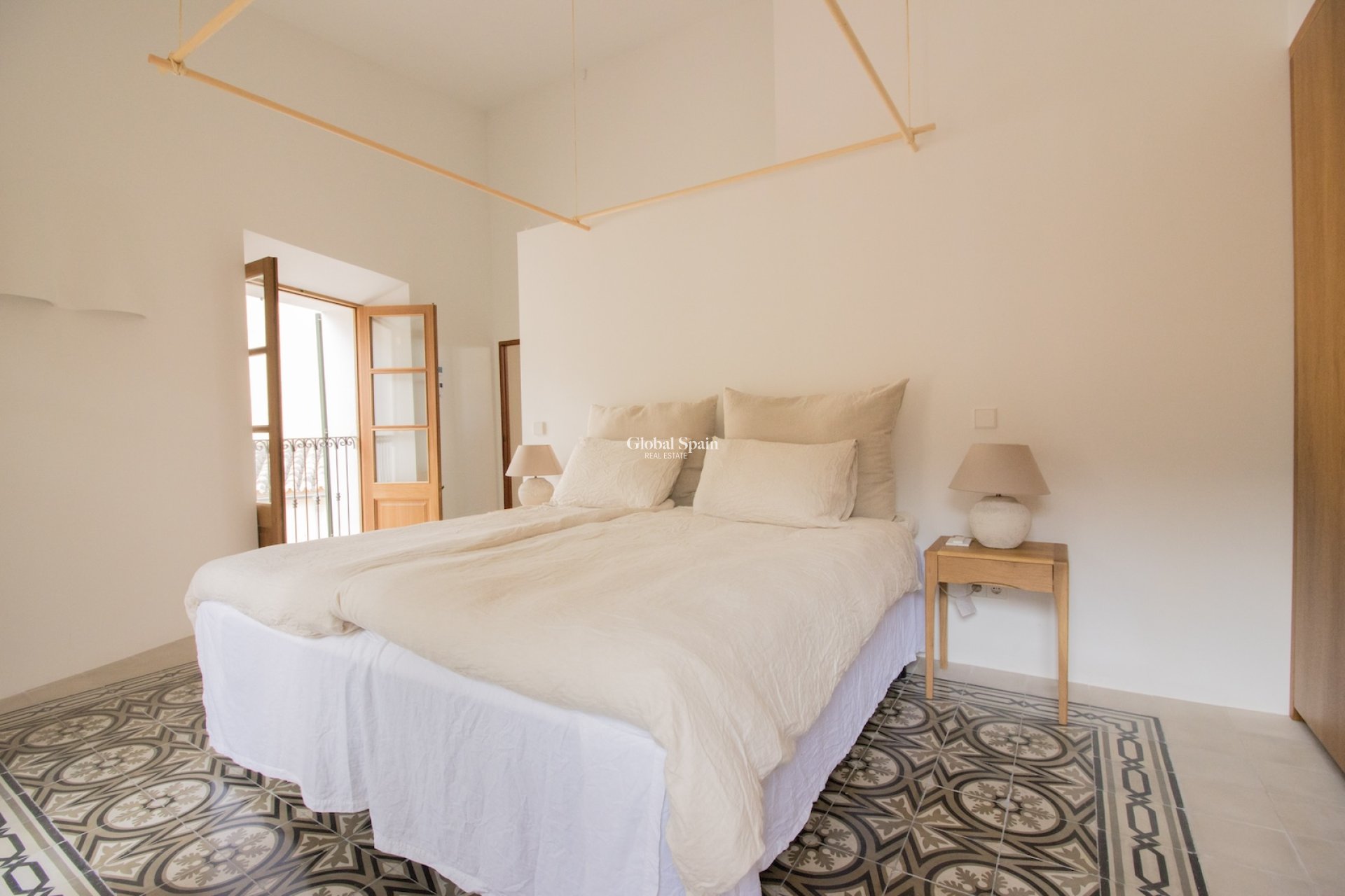 Venta - CASA -
SÓLLER