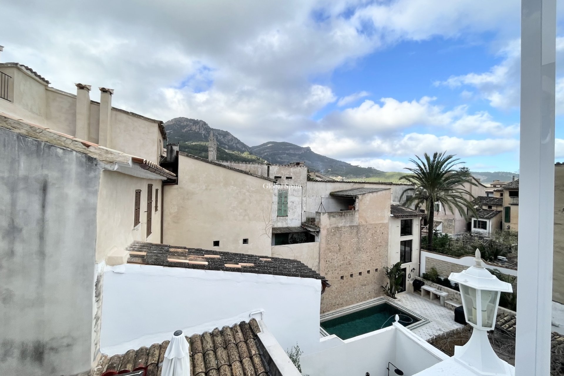 Venta - CASA -
SÓLLER