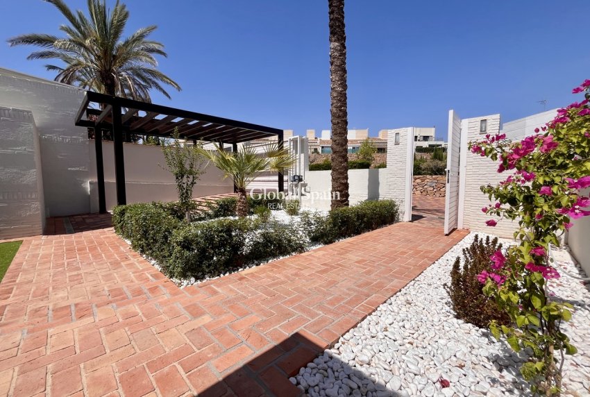 Venta - CASA -
SUCINA - Inland