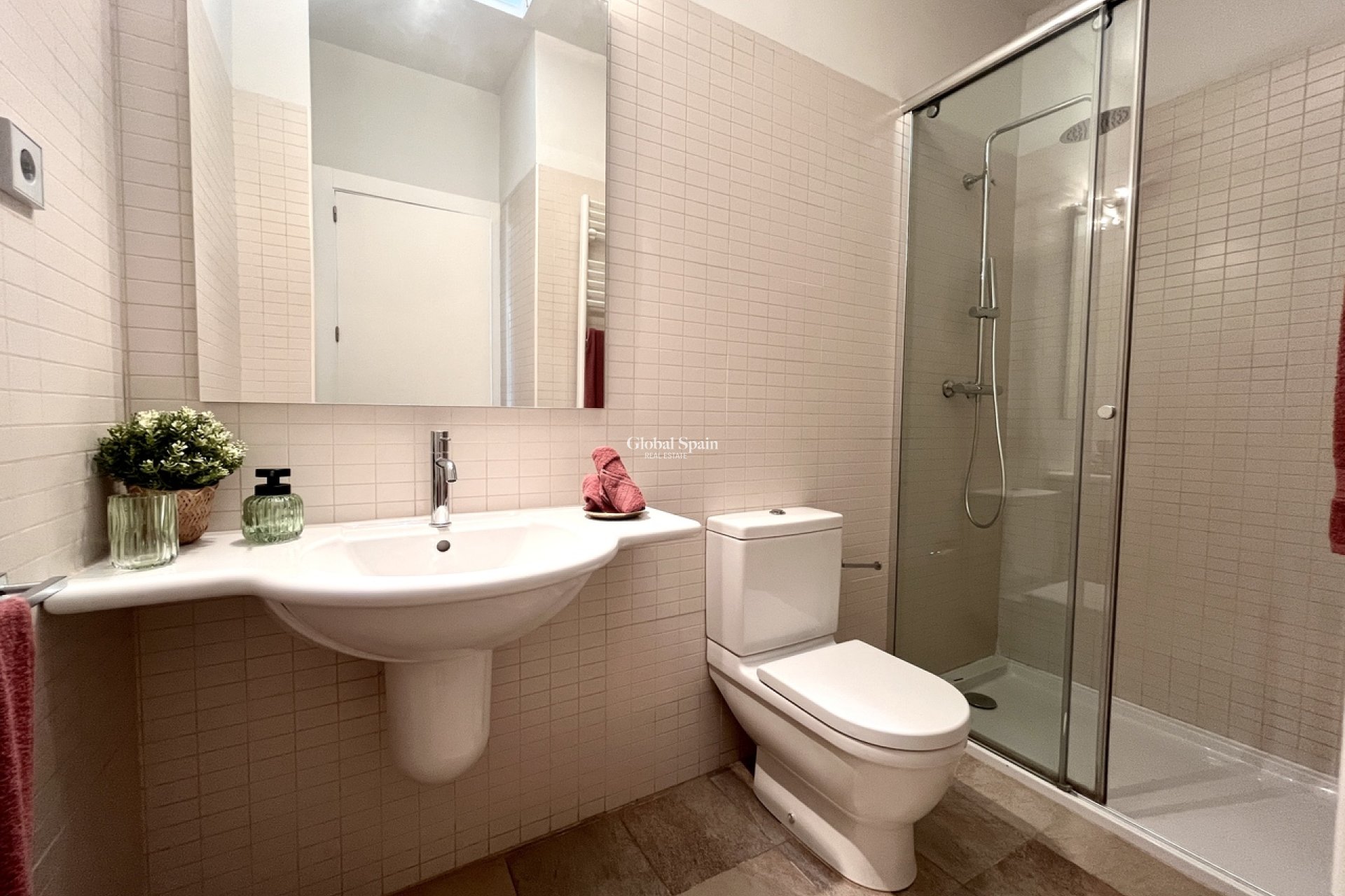 Venta - CASA -
SUCINA - Inland