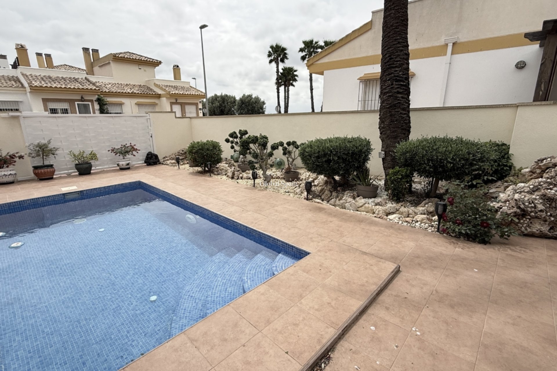 Venta - CASA -
SUCINA - Inland