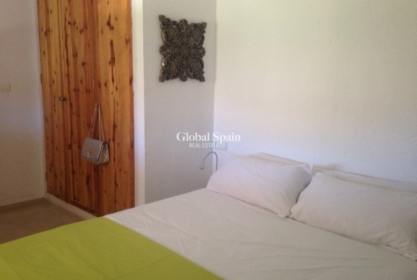 Venta - CASA -
TÀRBENA - Inland