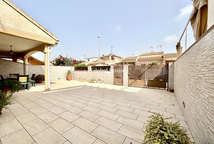 Venta - CASA -
TORRE DE LA HORADADA - Costa Blanca