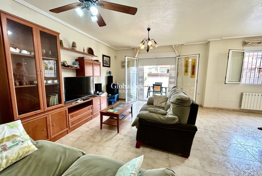 Venta - CASA -
TORRE DE LA HORADADA - Costa Blanca