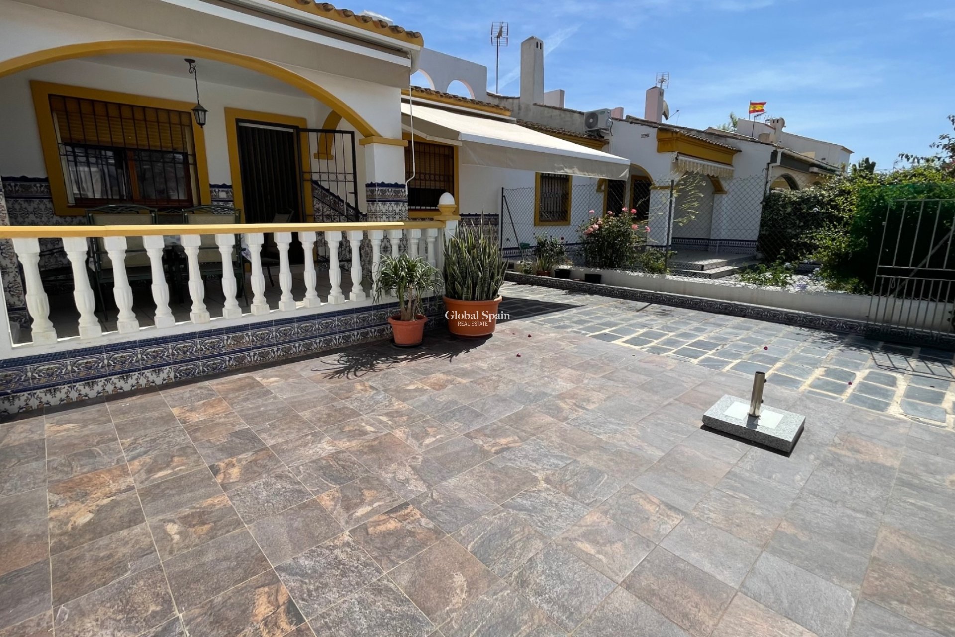 Venta - CASA -
TORRE DE LA HORADADA - Costa Blanca
