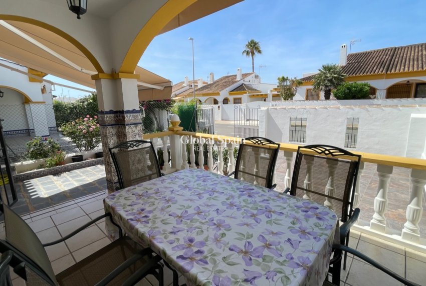 Venta - CASA -
TORRE DE LA HORADADA - Costa Blanca