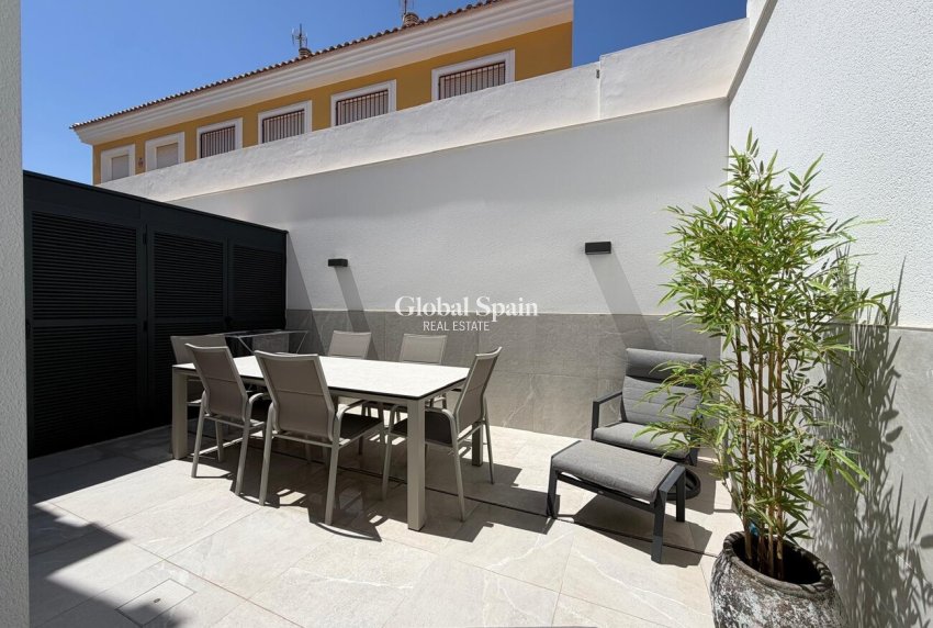 Venta - CASA -
TORRE DE LA HORADADA - Costa Blanca