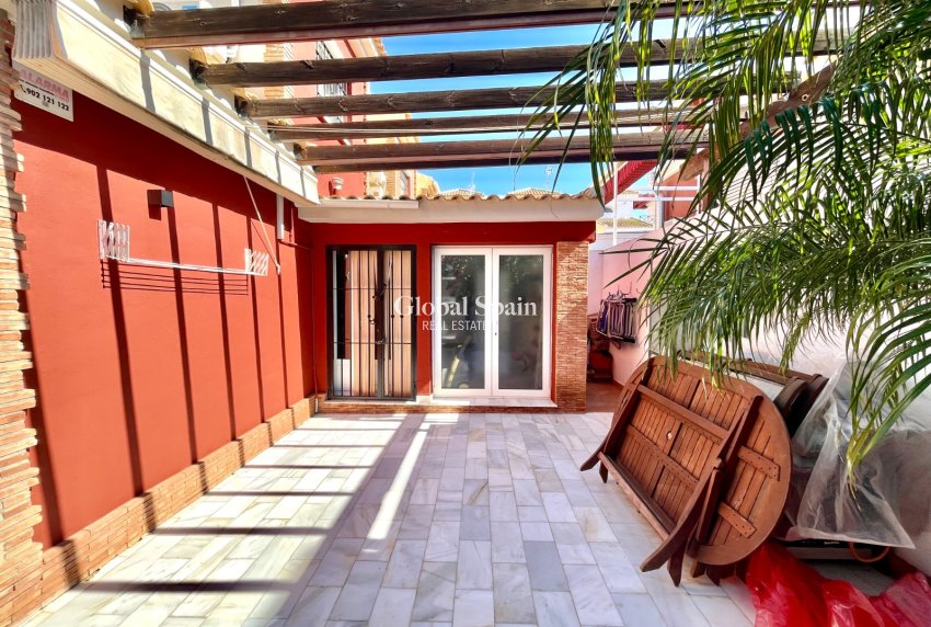 Venta - CASA -
TORRE DE LA HORADADA - Costa Blanca