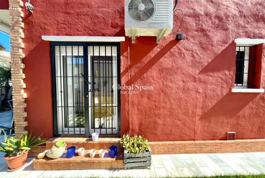 Venta - CASA -
TORRE DE LA HORADADA - Costa Blanca