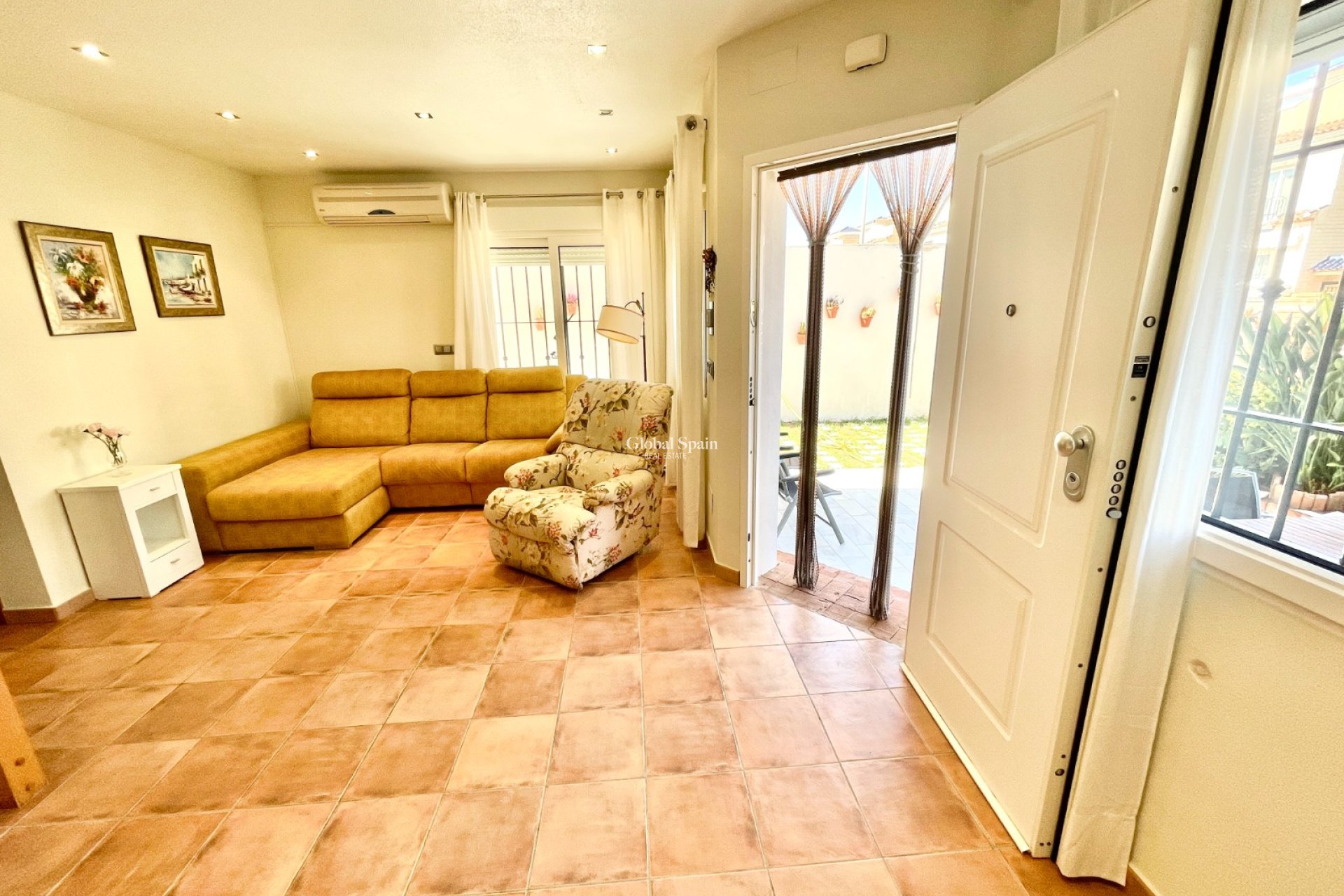Venta - CASA -
TORRE DE LA HORADADA - Costa Blanca