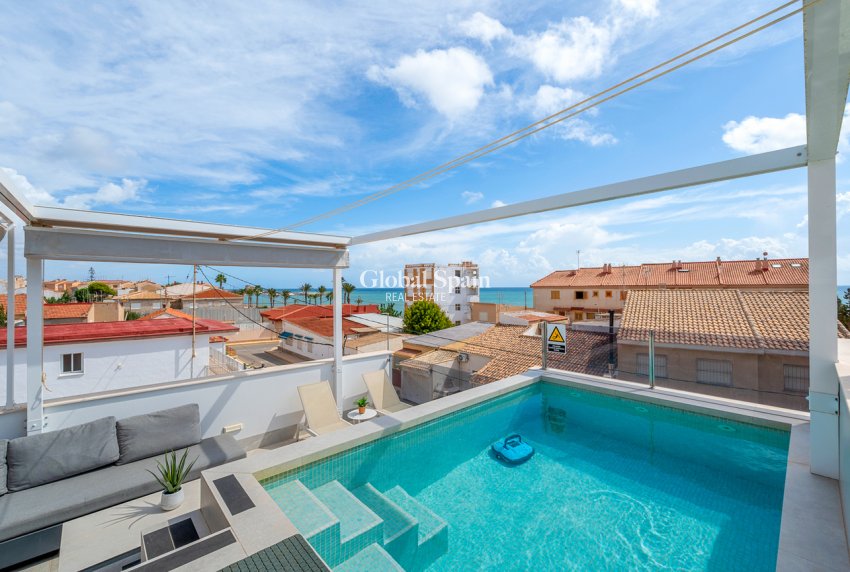 Venta - CASA -
TORRE DE LA HORADADA - Costa Blanca