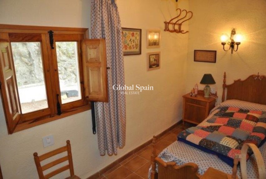 Venta - CASA -
TORREMANZANAS - Costa Blanca