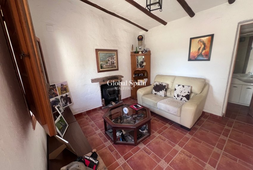 Venta - CASA -
TORREMENDO - Costa Blanca