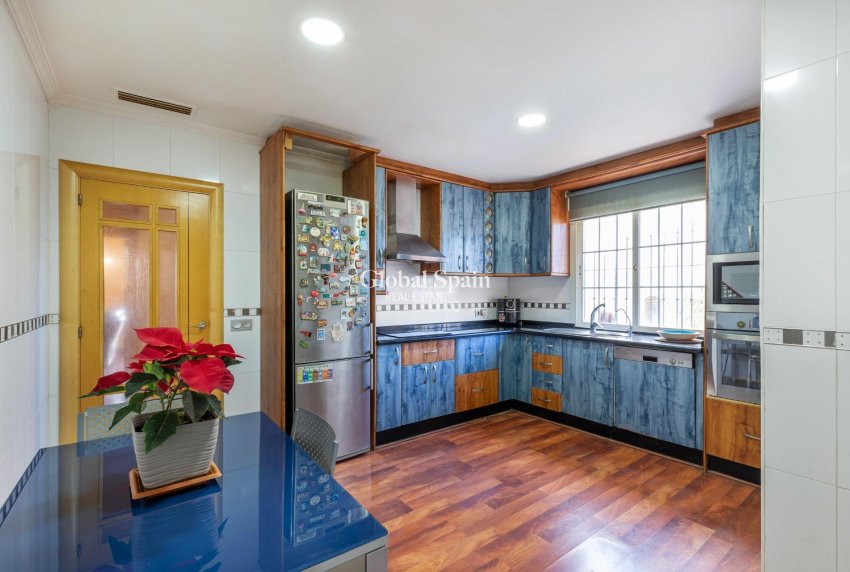 Venta - CASA -
TORREVIEJA - Aguas Nuevas