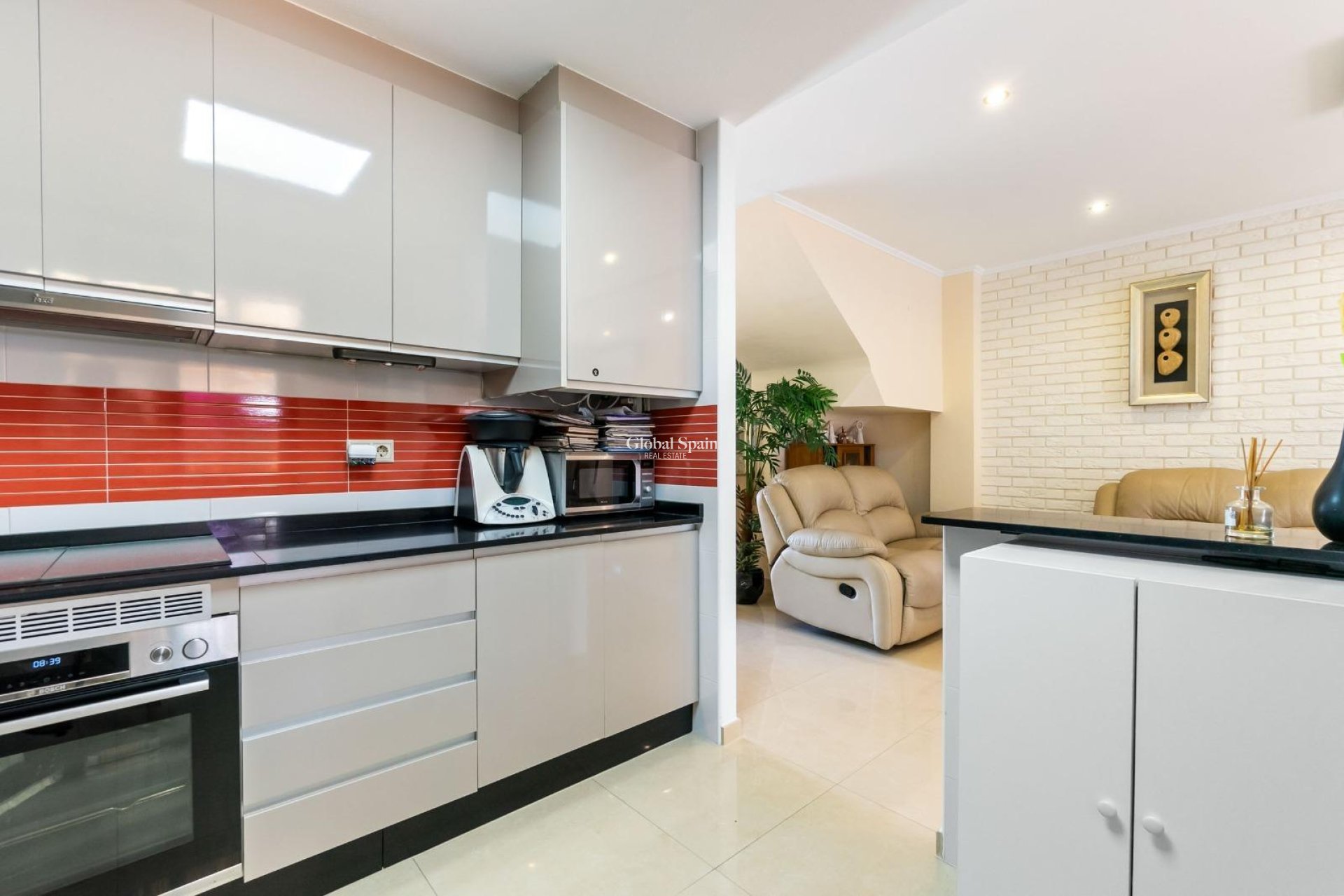 Venta - Casa -
TORREVIEJA - Aguas Nuevas