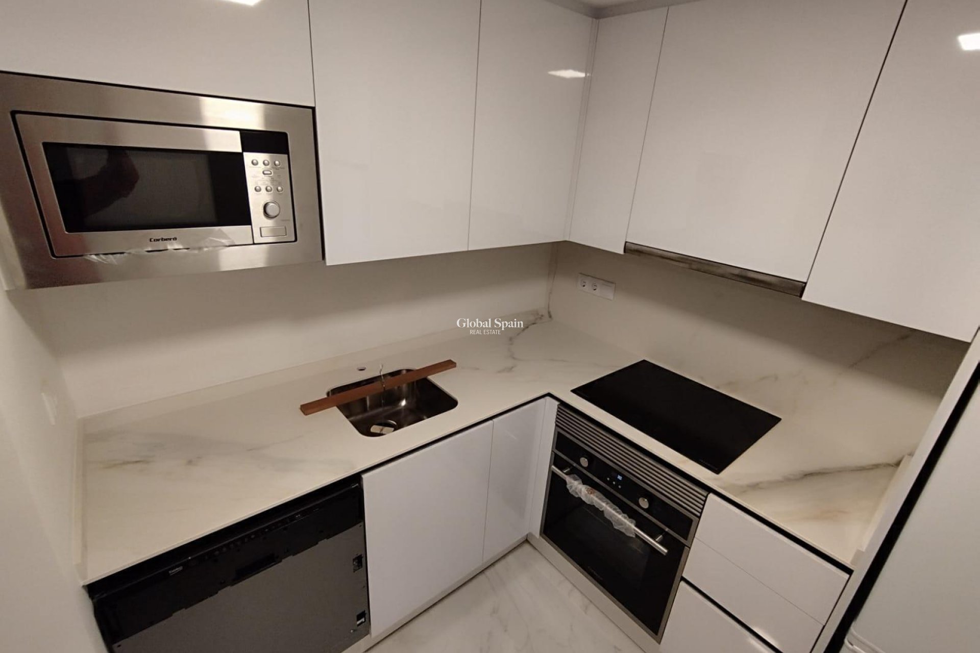 Venta - CASA -
TORREVIEJA - Aguas Nuevas