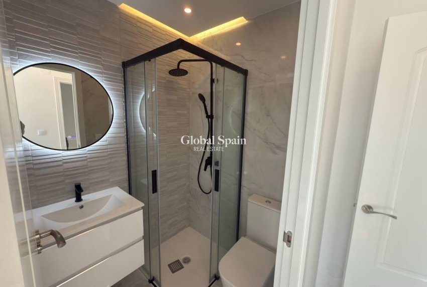 Venta - CASA -
TORREVIEJA - Aguas Nuevas