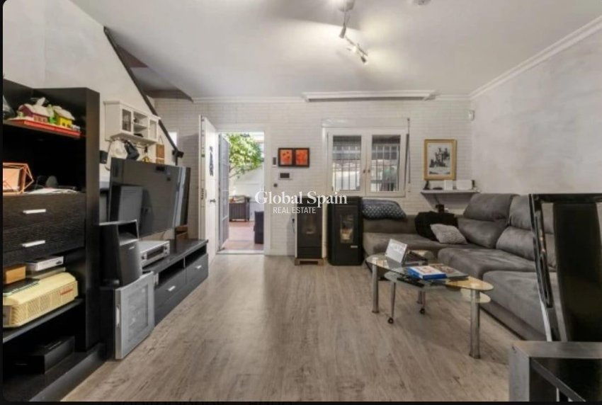 Venta - CASA -
TORREVIEJA - Aguas Nuevas