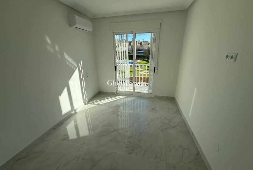 Venta - CASA -
TORREVIEJA - Aguas Nuevas