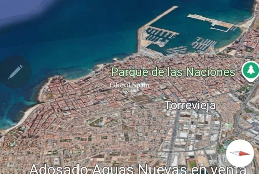 Venta - CASA -
TORREVIEJA - Aguas Nuevas