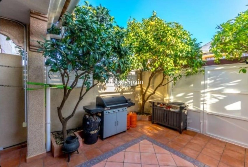 Venta - CASA -
TORREVIEJA - Aguas Nuevas