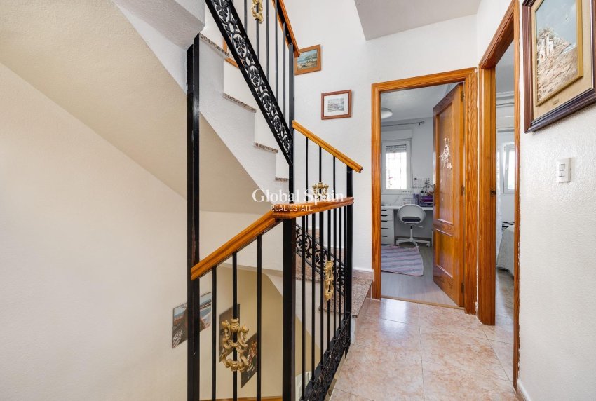 Venta - CASA -
TORREVIEJA - Aguas Nuevas