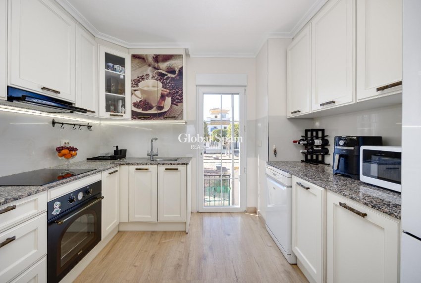 Venta - CASA -
TORREVIEJA - Aguas Nuevas