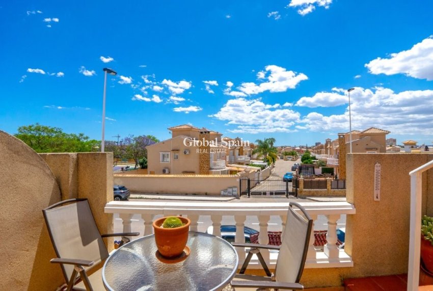 Venta - CASA -
TORREVIEJA - Aguas Nuevas