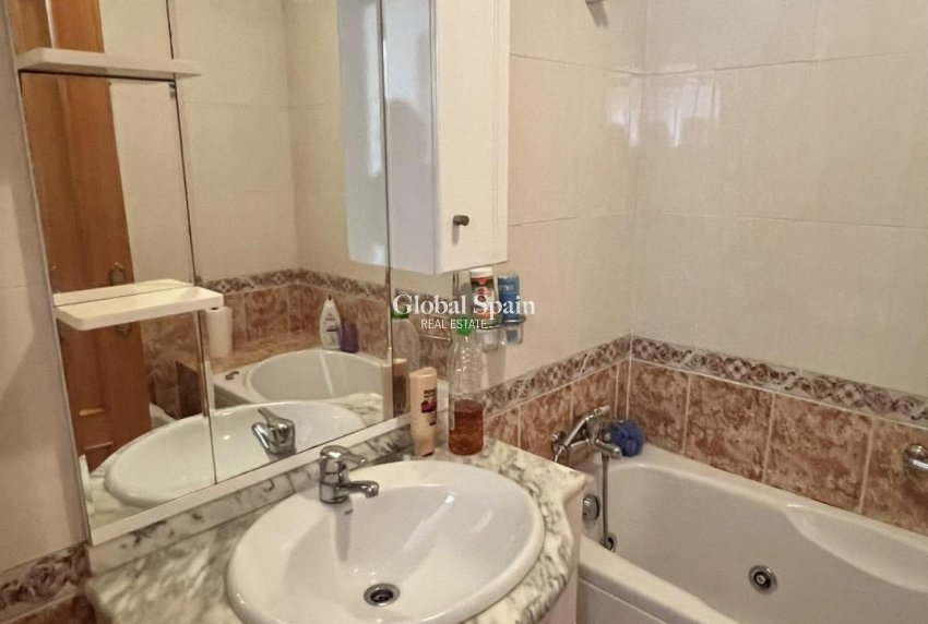 Venta - CASA -
TORREVIEJA - Aguas Nuevas