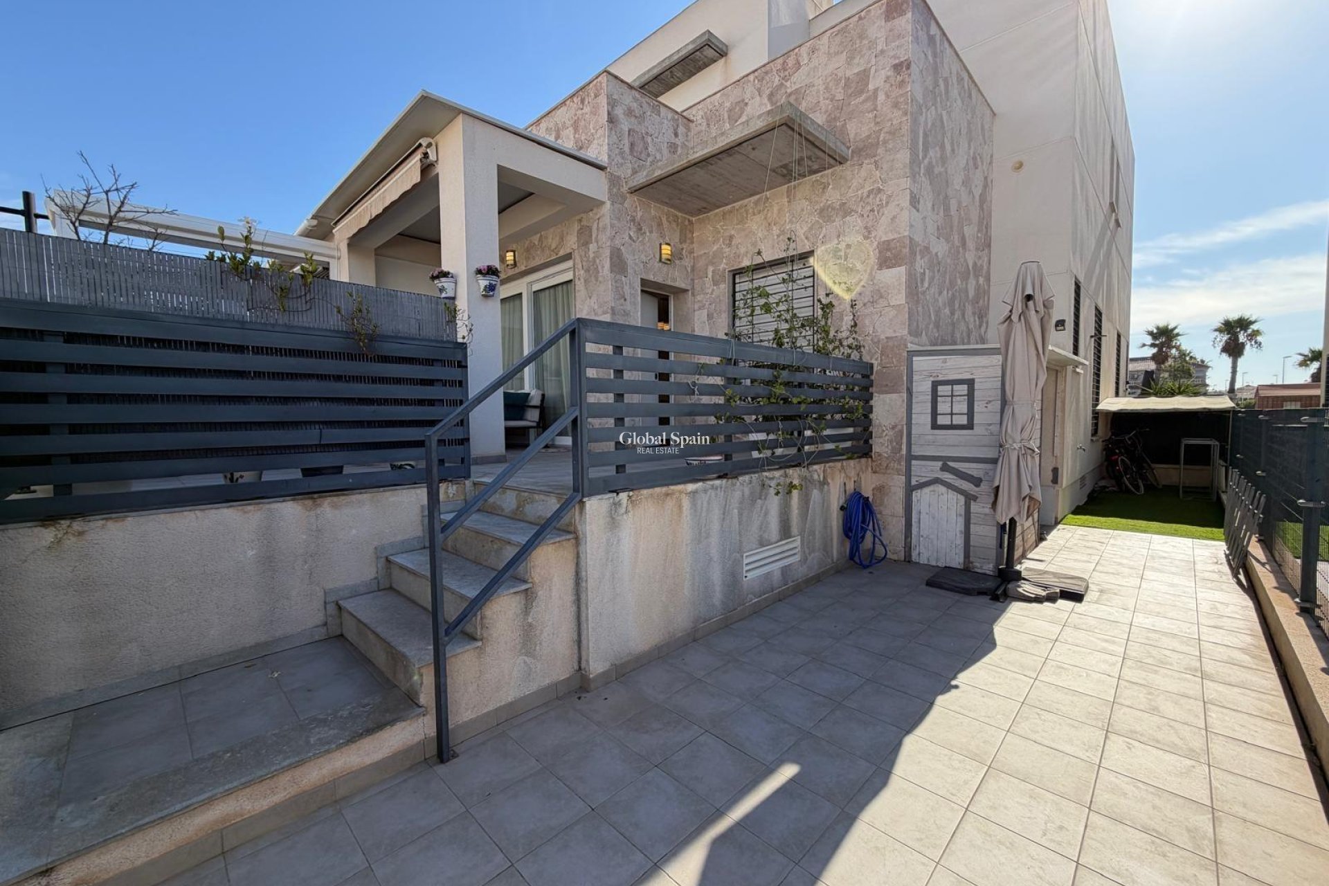 Venta - CASA -
TORREVIEJA - Aguas Nuevas