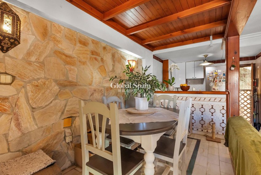 Venta - CASA -
TORREVIEJA - Cala de cabo cervera