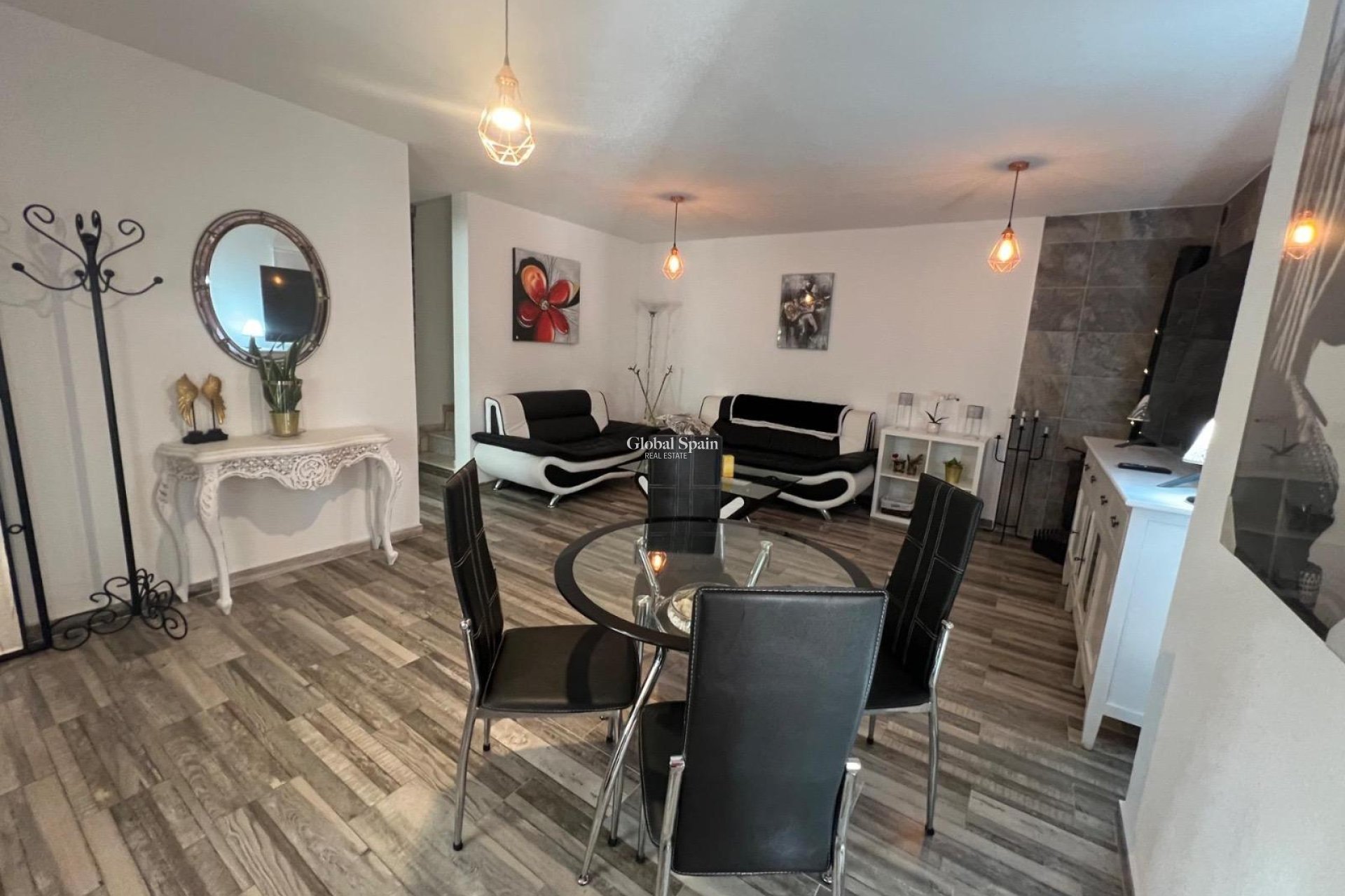 Venta - CASA -
TORREVIEJA - Calas blanca