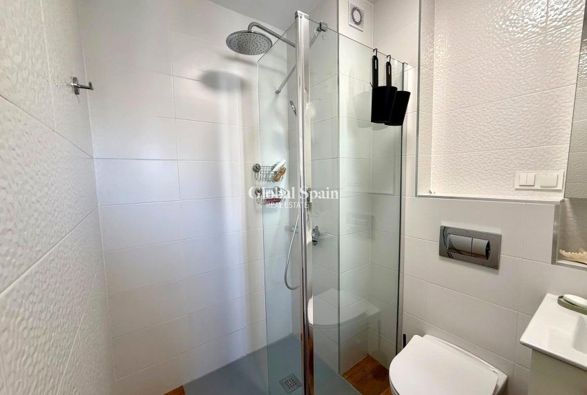 Venta - CASA -
TORREVIEJA - Calas blanca