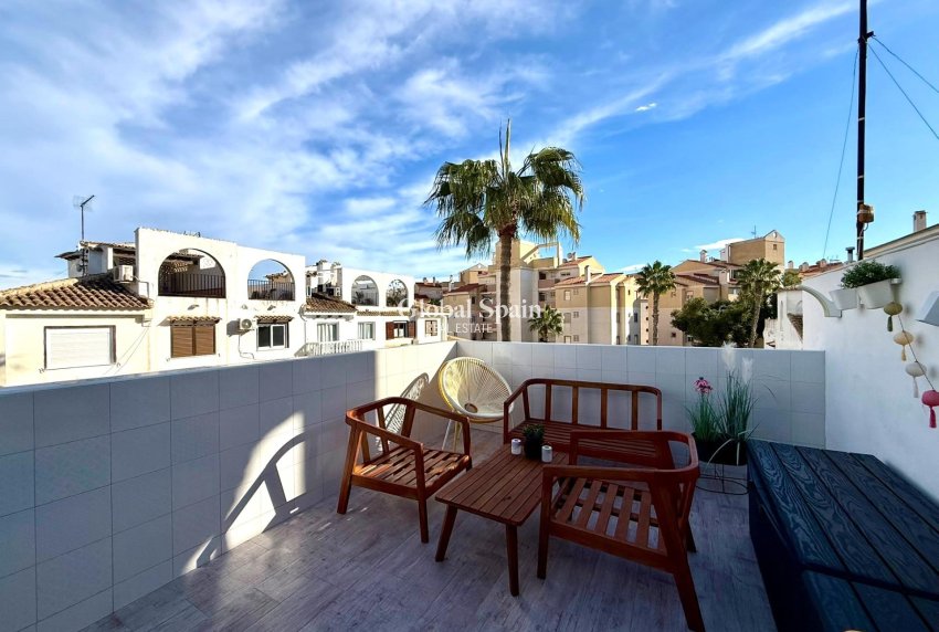 Venta - CASA -
TORREVIEJA - Calas blanca