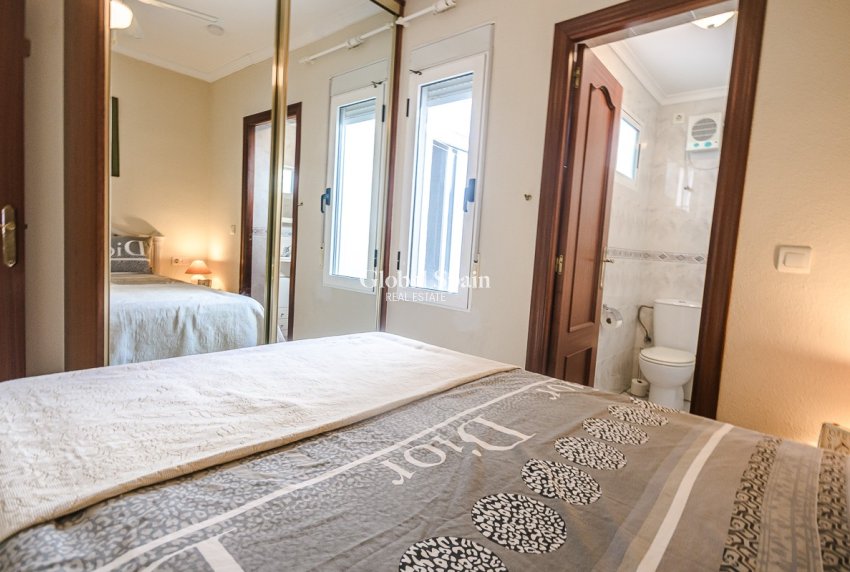 Venta - CASA -
TORREVIEJA - Calas Blancas