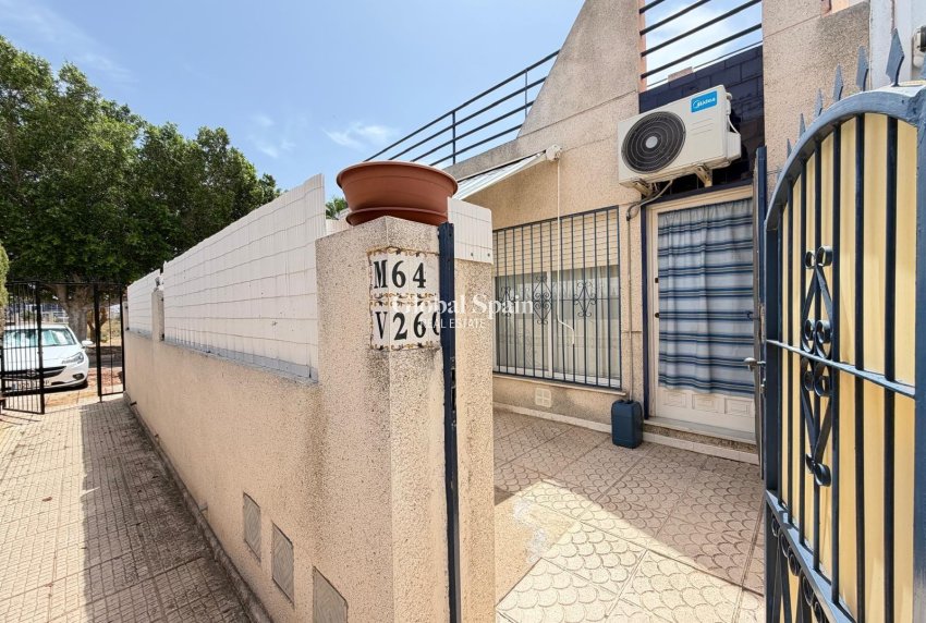 Venta - CASA -
TORREVIEJA - Carrefour