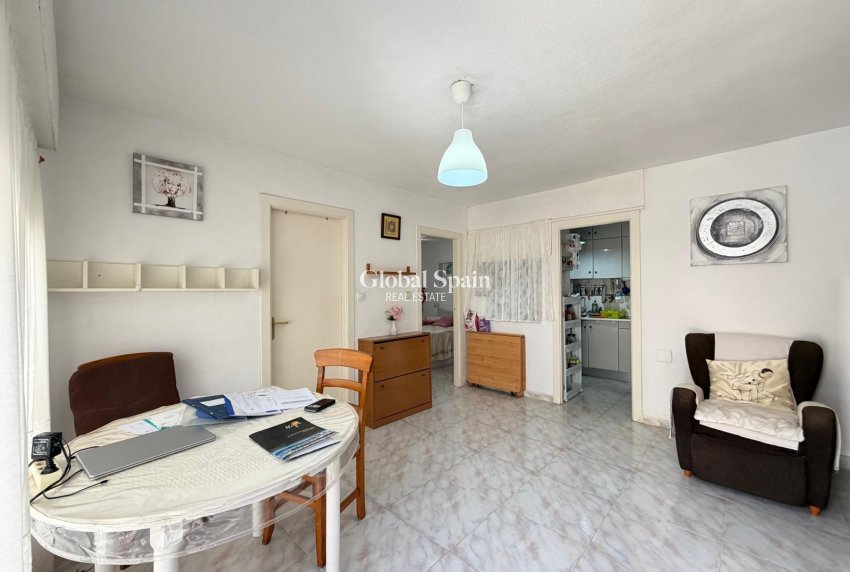 Venta - CASA -
TORREVIEJA - Carrefour