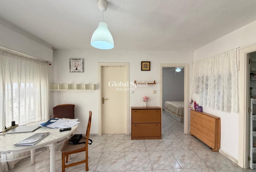 Venta - CASA -
TORREVIEJA - Carrefour