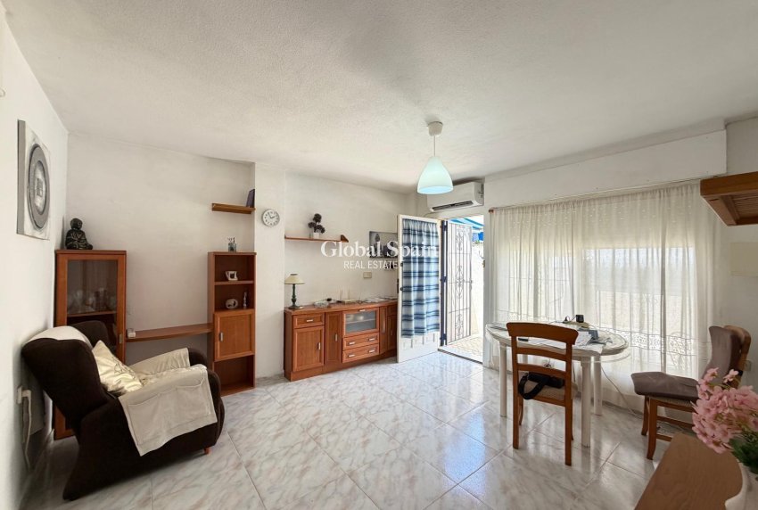 Venta - CASA -
TORREVIEJA - Carrefour