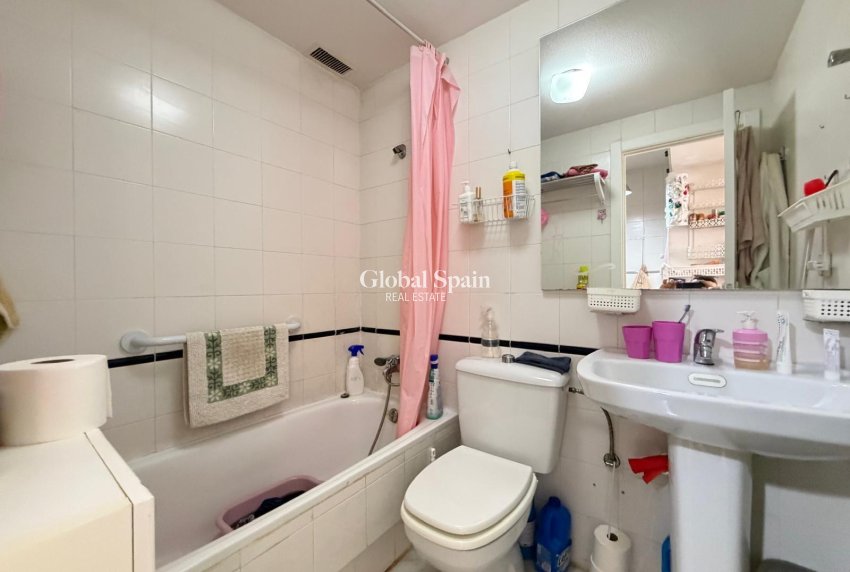 Venta - CASA -
TORREVIEJA - Carrefour