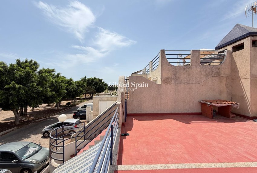 Venta - CASA -
TORREVIEJA - Carrefour