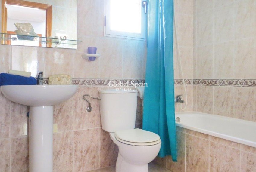 Venta - CASA -
TORREVIEJA - Carrefour